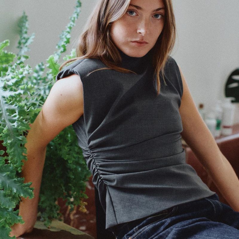 Za Export New Arrival Women's Clothing ZR Fashion Style French Fashion All-Match Strap Padded Shoulder Sleeveless Tops 8828238