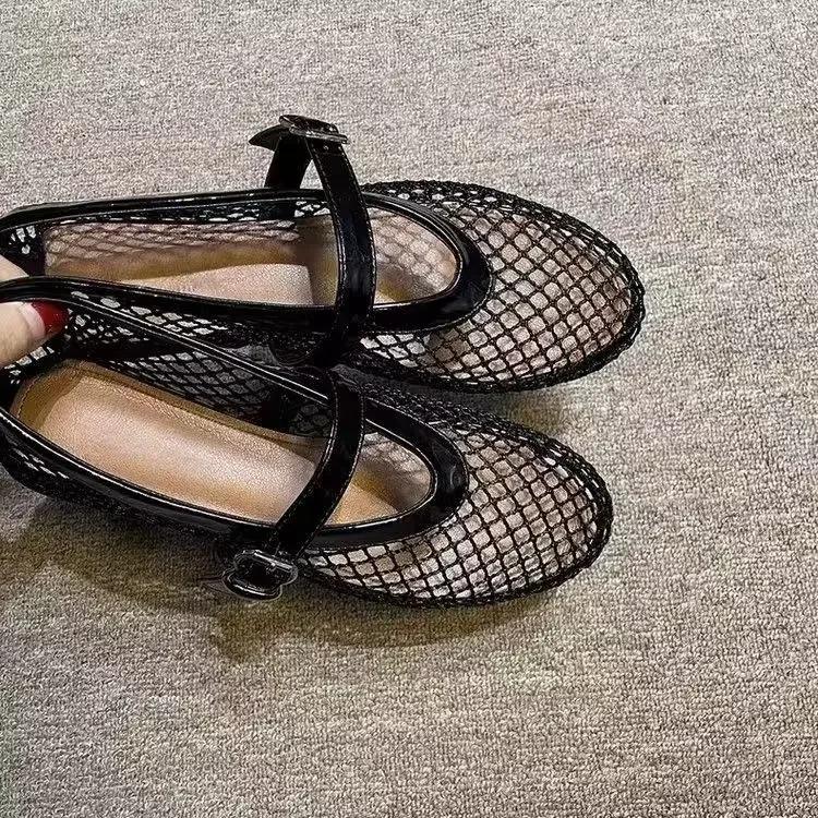 Fashion 2025 Summer Women's Mesh Ballet Flat Shoes Women's Large Round Head Breathable and Comfortable Women's Sandals