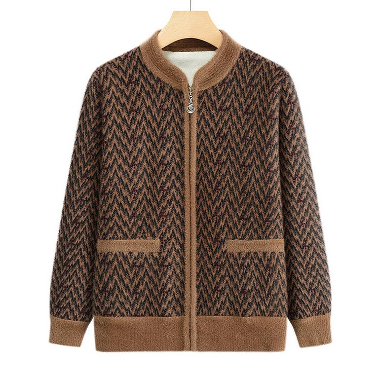 Mom's Autumn and Winter Round Neck Cardigan Plus Velvet Warm Top Middle-aged and Elderly Loose Casual and Comfortable Grandma Jacket