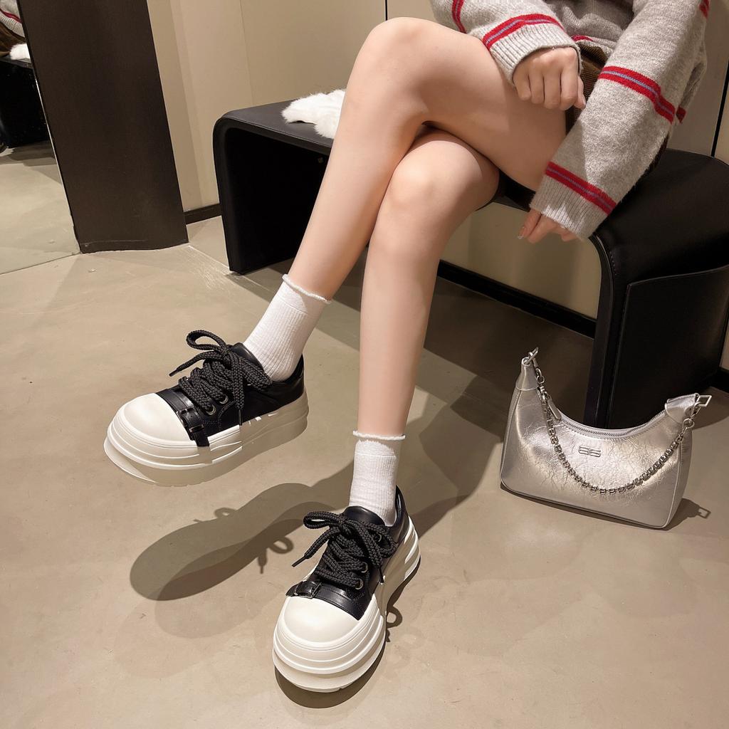 [Fanfna] Big Head Lace-up Platform Muffin Bread Shoes Women's New Sports and Leisure Board Shoes In Autumn and Winter 2025