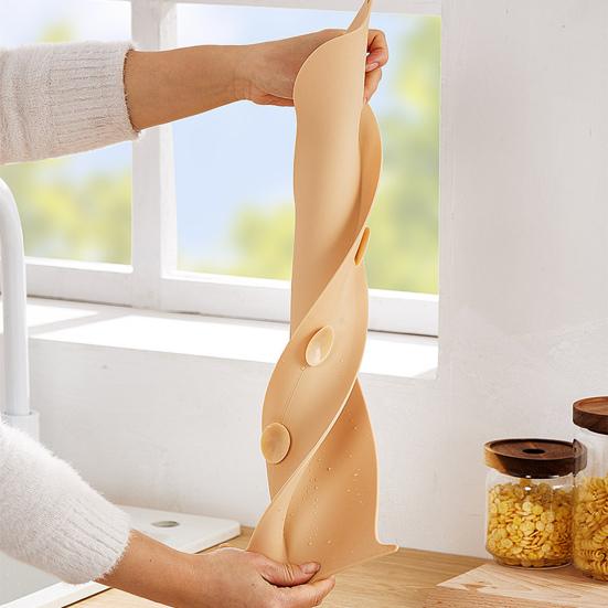 Yousheng 1/2Pcs Cartoon Dog Silicone Sink Splash Guard with Suction Cups Vegetable Washing Water Splash Protector Kitchen Countertop Puppy Anti-Splash