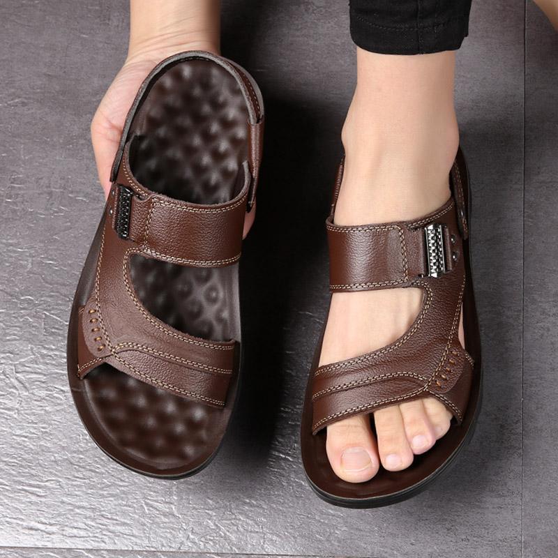 Fashion Men's Leather Sandals Seaside Outdoor Beach Shoes Soft Soled Comfortable Flat Shoes Fashionable Simple Casual Sandals Slippers