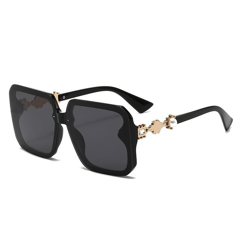 New Women's Large Frame Butterfly Foreign Trade Sunglasses European and American Glasses Double Pearl Letters Internet Celebrity Sunglasses