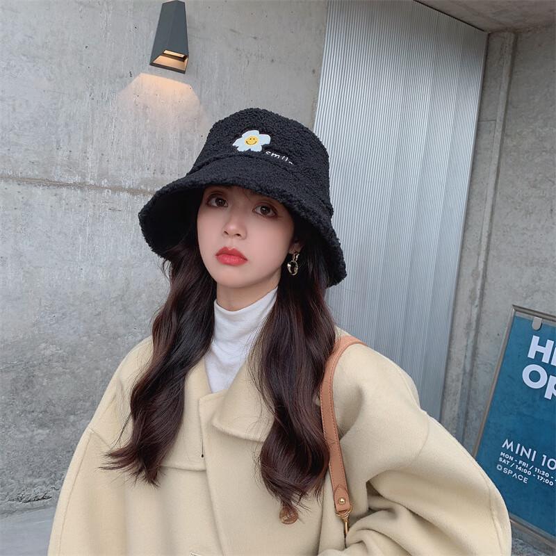 Женская двусторонняя осенне-зимняя панама