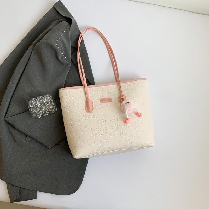 Autumn 2024 Fashionable Embossed Korean Style Shoulder Tote Bag