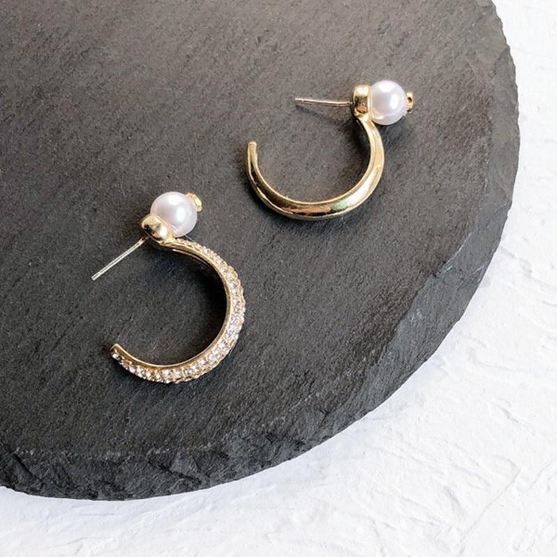 

Простые модные серьги в форме буквы C с жемчугом для женщин, новые серьги в корейском стиле, оптовая продажа ювелирных изделий