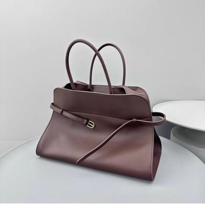 Tote Bag, Large-Capacity Commuter Bag, Cowhide High-End French Niche Single Shoulder Handbag.