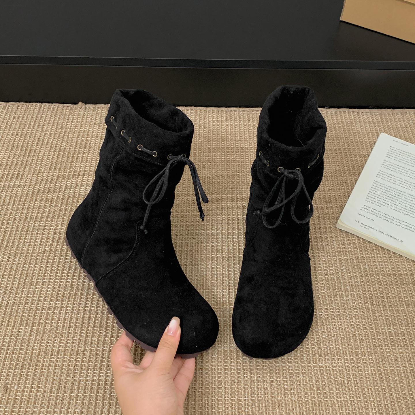 

Brown retro inner height-increasing flat boots children s 2025 new autumn versatile skirt soft-soled Maillard short boots 35 чёрный