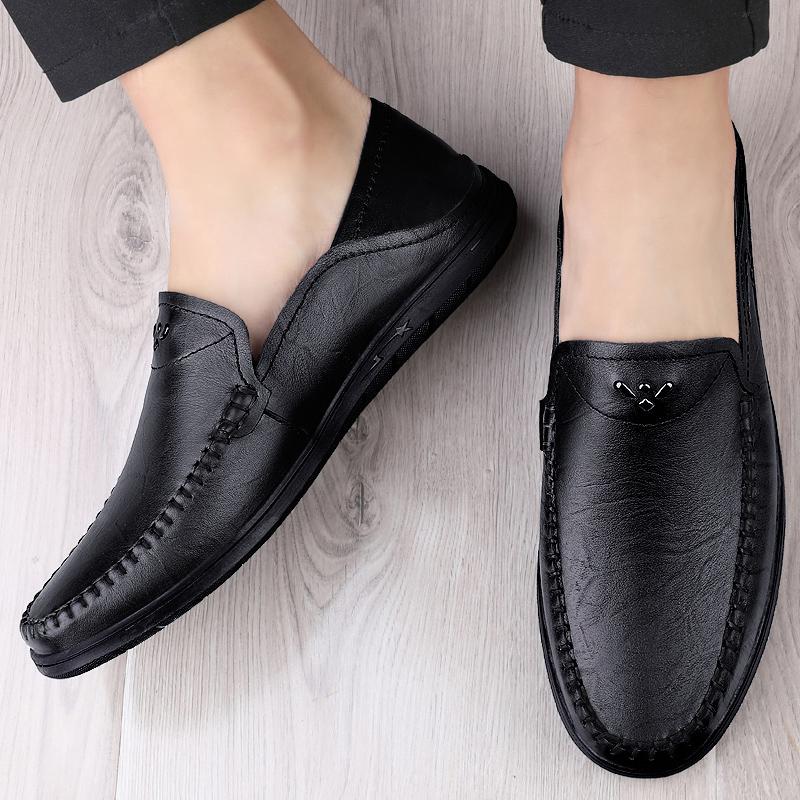 Fashion 2025 New Arrival Men Loafers Men's Breathable Fashion Casual Shoes Genuine Leather Driving Footwear Summer Mens Slip On Flats