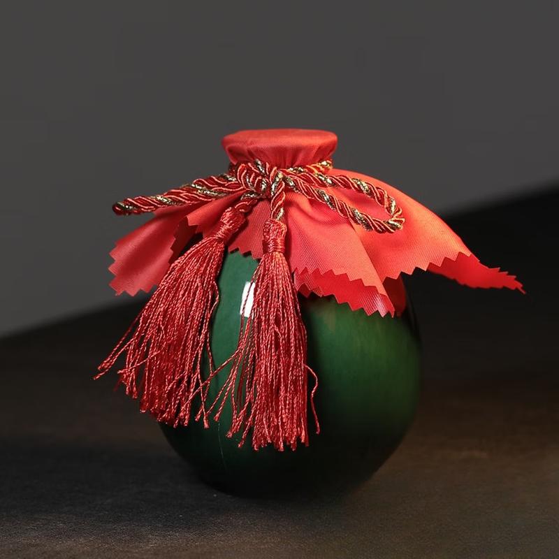 

Shangqi Japanese Style Ceramic Sake Bottle Set