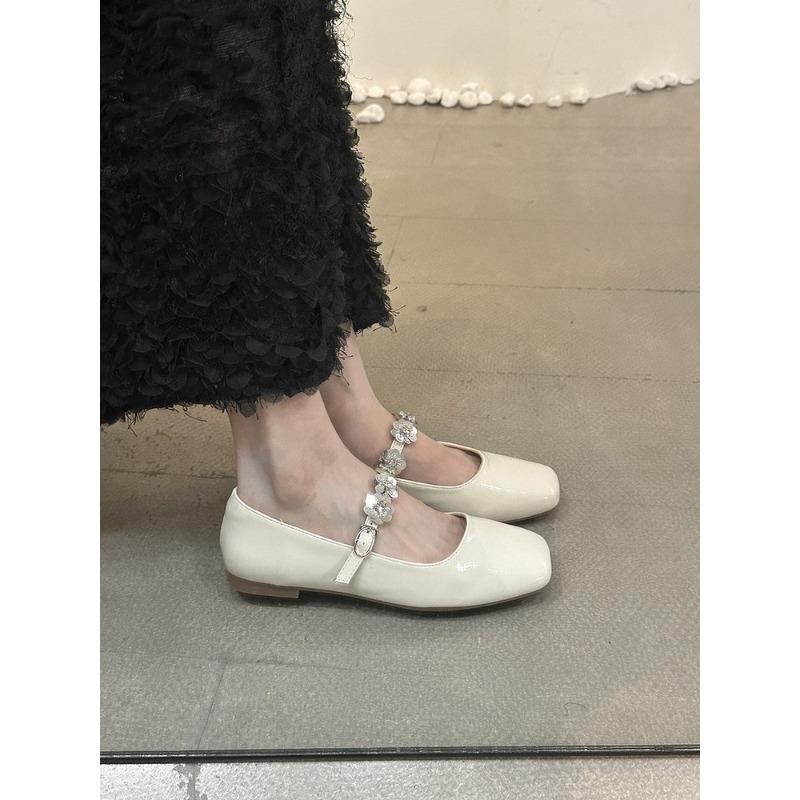 Fashion 2025 Silver Leather Mary Jane Single Shoes Women's Retro Buckle Soft French Style Flat Head Toe Square Summer Rubber Sole Shoes