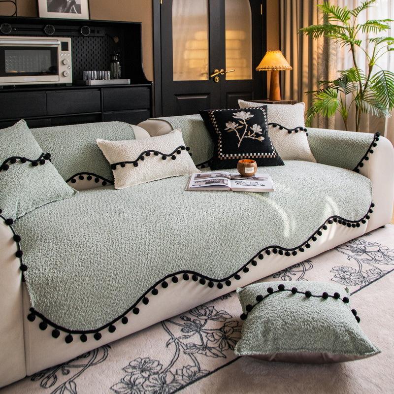 

French Cotton Cream White Sofa Cushion, All-Season Non-Slip Seat Cushion, Wavy Edge Backrest Towel Cover Cover 90*90cm