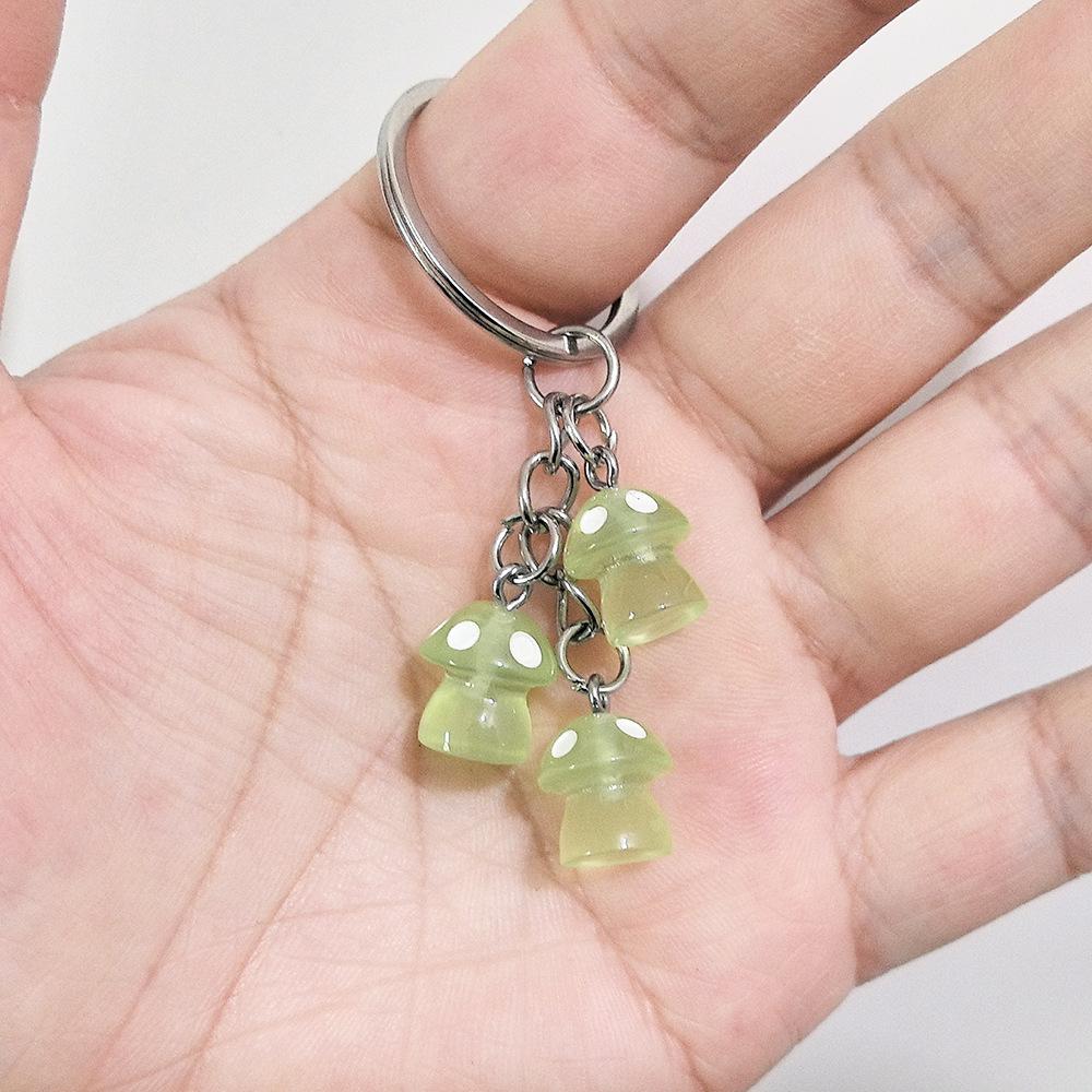 

Luminous Mini Mushroom Keychain Cute Bag Pendant Decorative Key Ring Couple Family Keychain Pendant