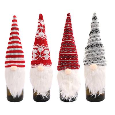 Vier Weinflaschenhüllen mit skurrilem Zwergdesign für Festtagstische Geeignet für Weihnachten Neujahr und festliche Veranstaltungen