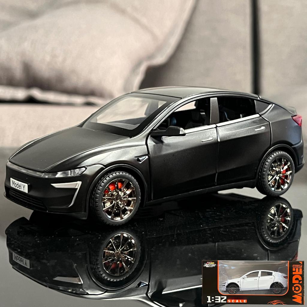 New 1:32 Model Y Electric SUV Alloy Car Model Diecast Metal Toy Off-road Vehicles Car Model Sound And Light Kids Gifts With Boys