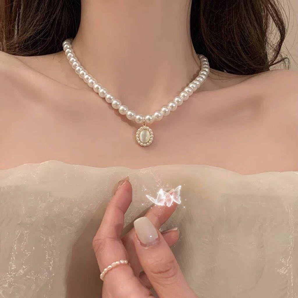 2023 French Retro Cat's Eye Pearl Choker Necklace – Women's Luxury Clavicle Chain