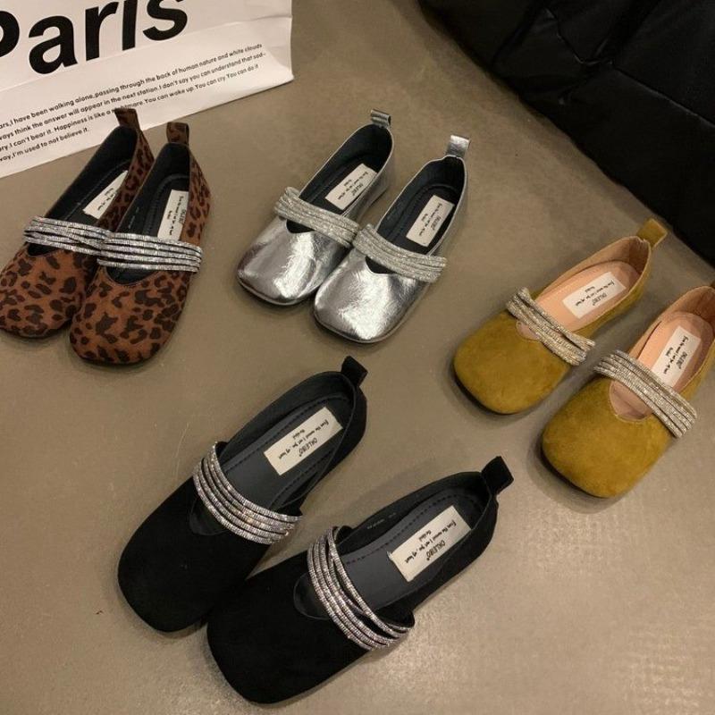 Women Slippers Rhinestone Fashion Summer Shoes For Women Flats Half Slippers Plus Size Women Mullers