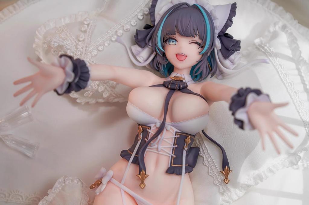 Azur Lane Cheshire Body Pillow Cover Illustration Ver. 1/6 Scale PVC & ABS Painted Complete Figure