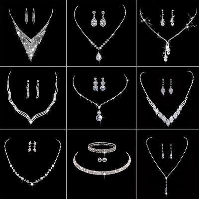 Ensemble de bijoux de mariée en cristal classique et élégant, ensemble de boucles d'oreilles et collier pour robe de mariée, strass brillants, à la mode, pour banquet