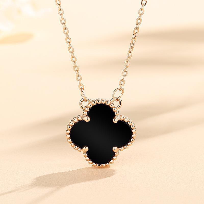 High-Grade Women's Four-Leaf Clover Necklace Double-Sided Inlaid Acrylic Pendant Simple Lucky Grass Light Luxury Collarbone Chain