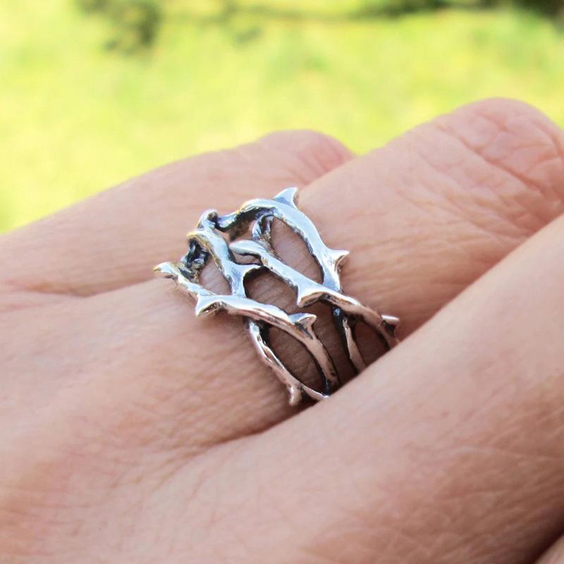 Cold Wind Hollow Thorn Ear Clip Ring, Punk Style Cover Decoration, Unique Jewelry Without Ear Piercings