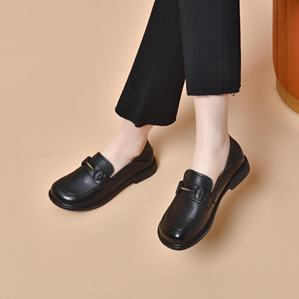 2024 Spring Women's Round Toe Leather Loafers: Korean Style, Comfortable Sheepskin Flats, Exclusive To Physical Stores.