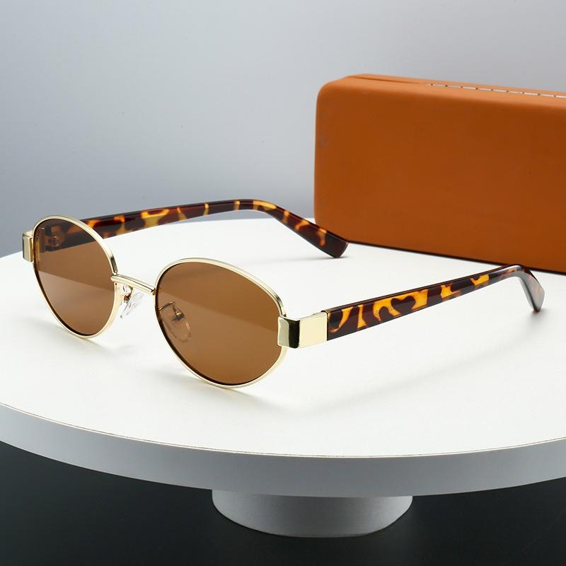 

Trendy Retro Oval Small Frame Lightweight High end Luxury Women Sunglasses Stylish Sun Glasses for Street Photography