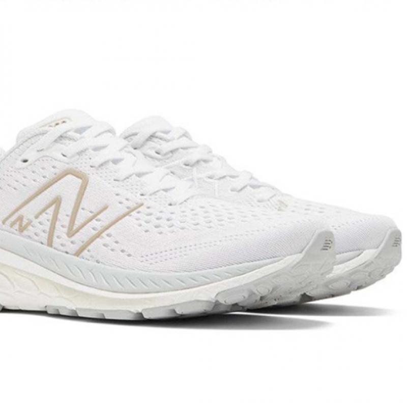 New Balance W860w13