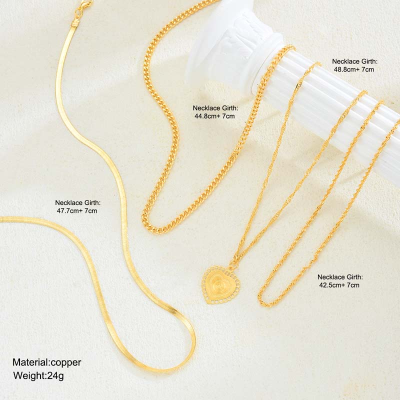 17KM 4pcs Fashion Gold Color Multi Layer Heart Pendant Necklaces for Women Exaggerated Metal Snake Bone Chain Necklaces Jewelry Set
