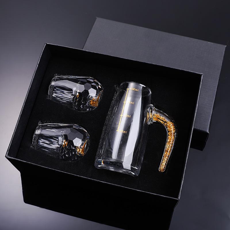2pcs/set  Gold Foil Small Wine Glass Wine Dispenser Baijiu Commercial High-end Crystal Reinforced Glass Foreign Wine Set Sober