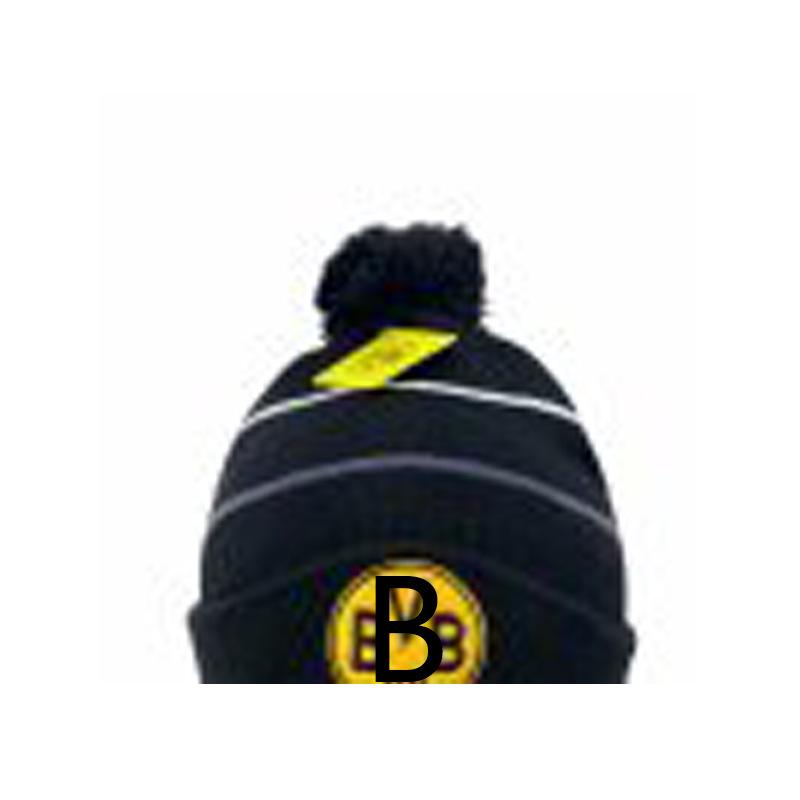 Paris Chelsea Arsenal Real Madrid Juventus Strickmütze mit Bommel - Gesticktes Ball-Logo, Quasten und Winterwärme für Fans