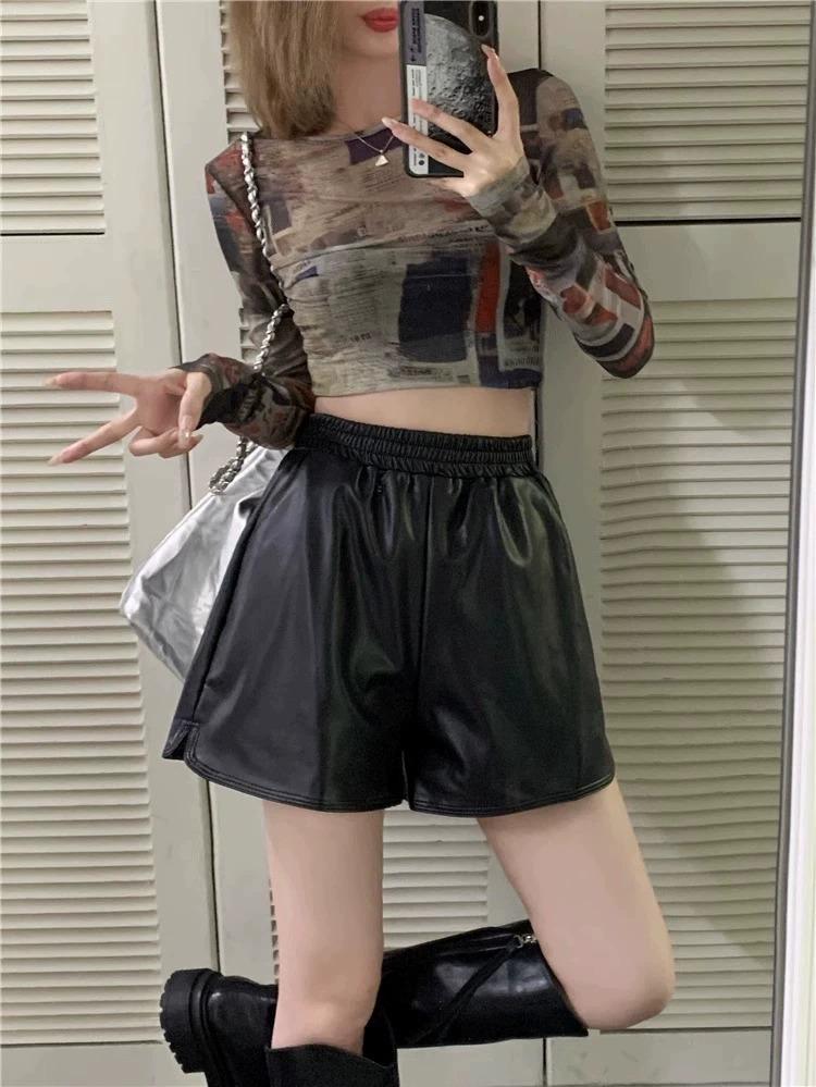 2025 Plus Size Women's High Waist PU Leather A-line Slimming Bootcut Shorts - Autumn/Winter Collection