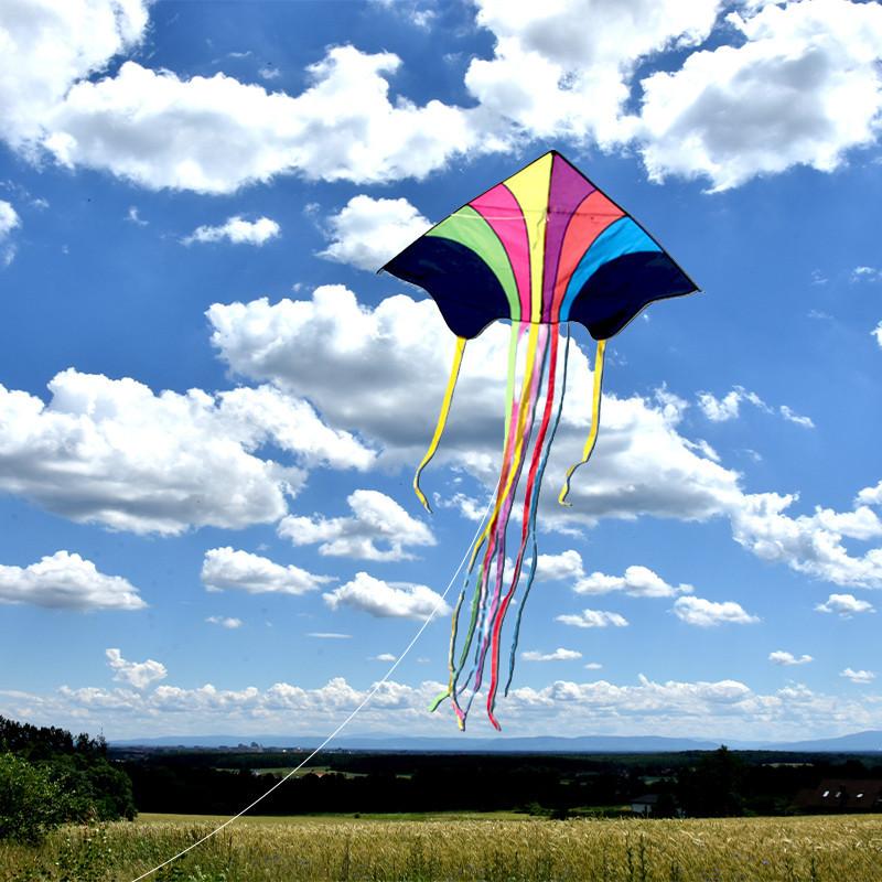 Kolorowy Tęczowy Trójkątny Kreskówkowy Dziecięcy Latawiec Z Długim Ogonem Dobry Do Latania Łatwy