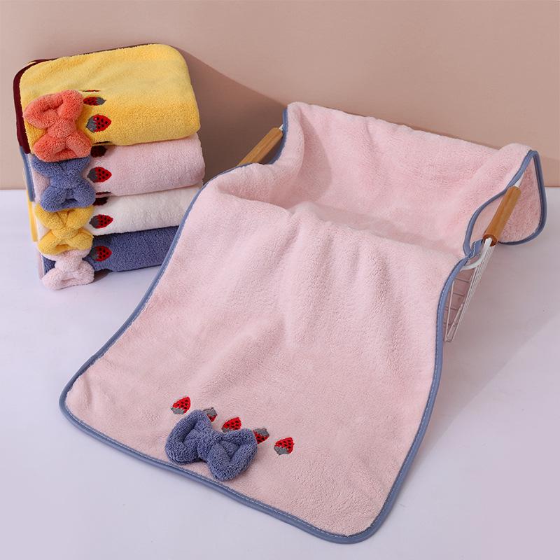 Soft High-Density Coral Fleece Towel - Absorbent, Thick Face & Hair Drying with Fresh 3D Floral Design