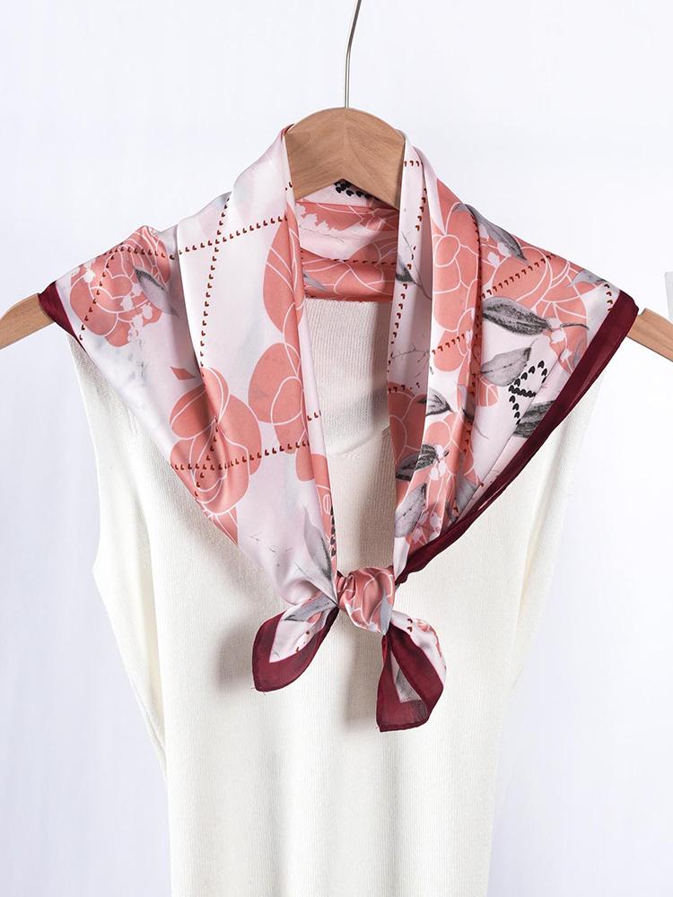 Elegant Women Satin Silk Scarf Sweet Plaid Floral Print Wrap Shawl Lady Bandanas Hijab Square Scarve Pareo Headscarf Fashion New