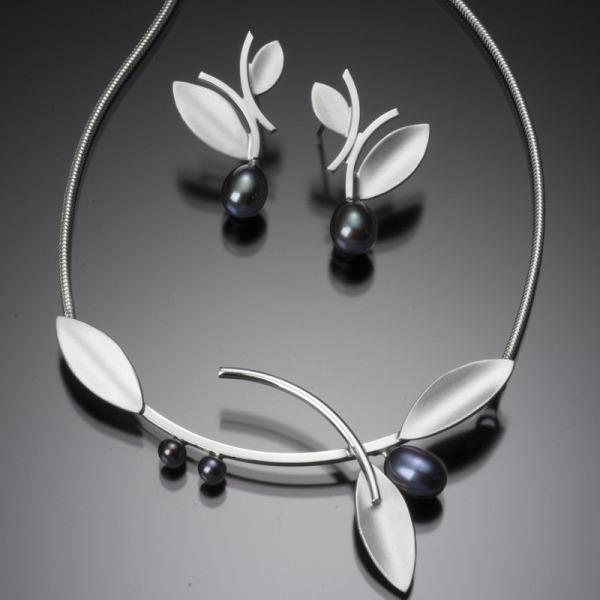 Rongyu 925 Sterling Silver Leaf & Pearl Jewelry Set – Earrings & Necklace, European & American Style, Popular Christmas Gift