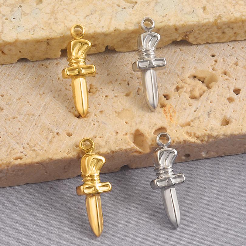 Exquisite Fashion 4pcs Mix Weapons Tools Pendant Stainless Steel Sword Pliers Small Charm Pendants For Jewelry Making Supplies