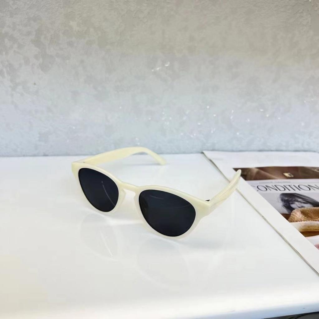 European American Style TR90 Sunglasses Women Men Cat Eye Shape Fashion Sun Glasses UV Protection