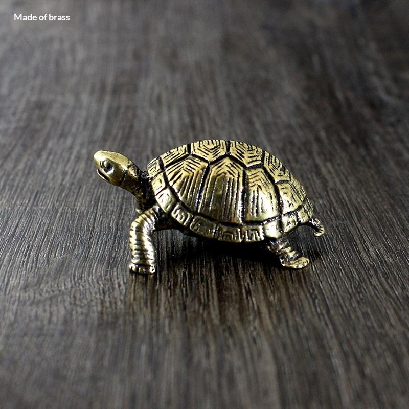 Socha želvy z čisté mědi Vintage mosazné želvové figurky Stolní ozdoby Feng Shui Miniatury Starožitné čaje Domácí mazlíčci Řemesla Dárky