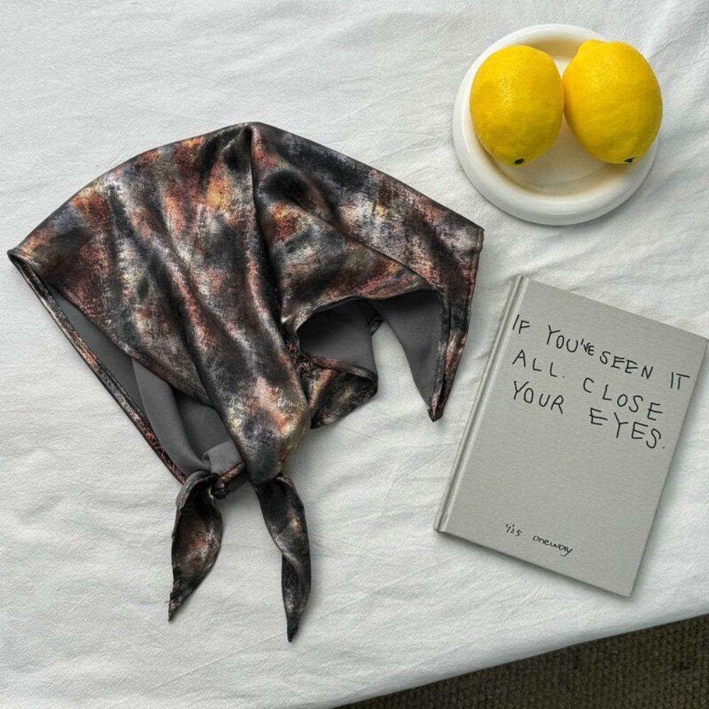 Spicy Girls Leopard Print Silk Scarf Printed Hair Scarf Retro Triangle Scarf  Outdoor Style 5