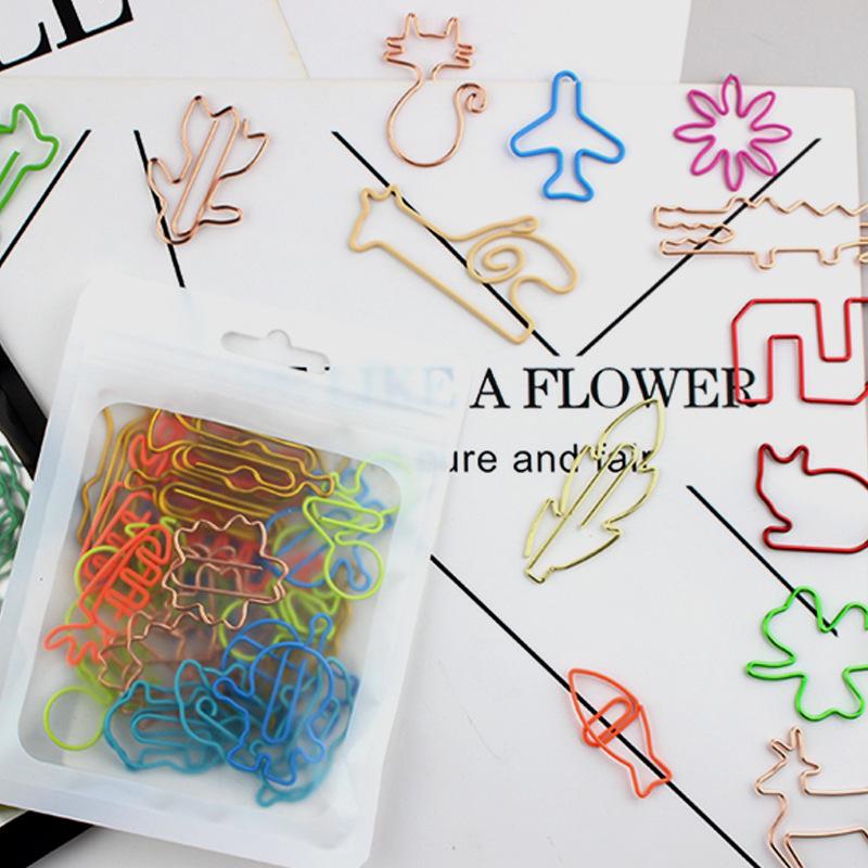 Cartoon Creative Irregular Shape Paper Clip Brooch Set - Office Supplies in Stock