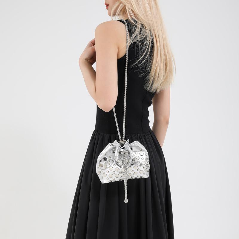 Trend Drawstring Bucket Bag Bag Women'S Rivet Commuter Shoulder Bag High-End Versatile Messenger Bag