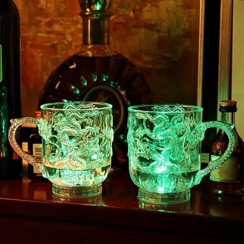 1 stücke Leuchtende Drachen Bier Wein Whisky Becher Led Glowing 285ml Trinkglas Becher Batteriebetriebene Acryl Geschenke Party Supplies