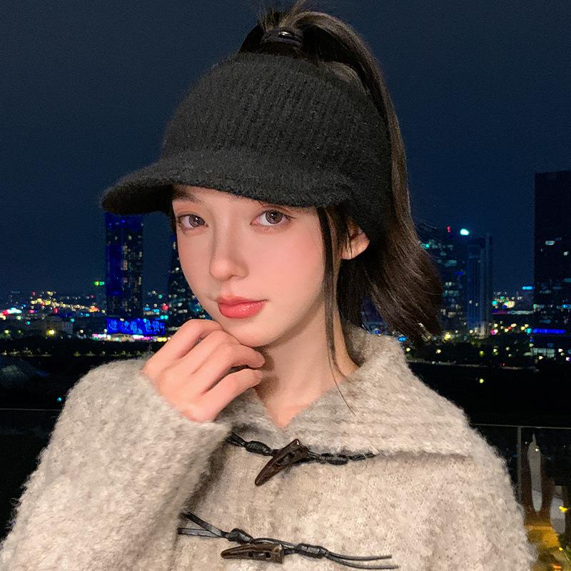 Autumn and winter warm hat women's cold-proof knitted hat wool hat versatile simple face small empty top hat tide