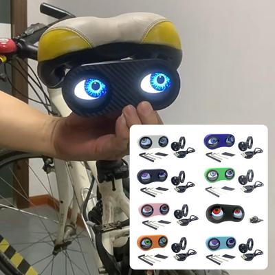 Chytré zadní světlo na kolo Ďáblova oči Vodotěsné LED světlo na kolo/motocykl pro noční jízdu s dobíjecím kabelem typu C N6V3