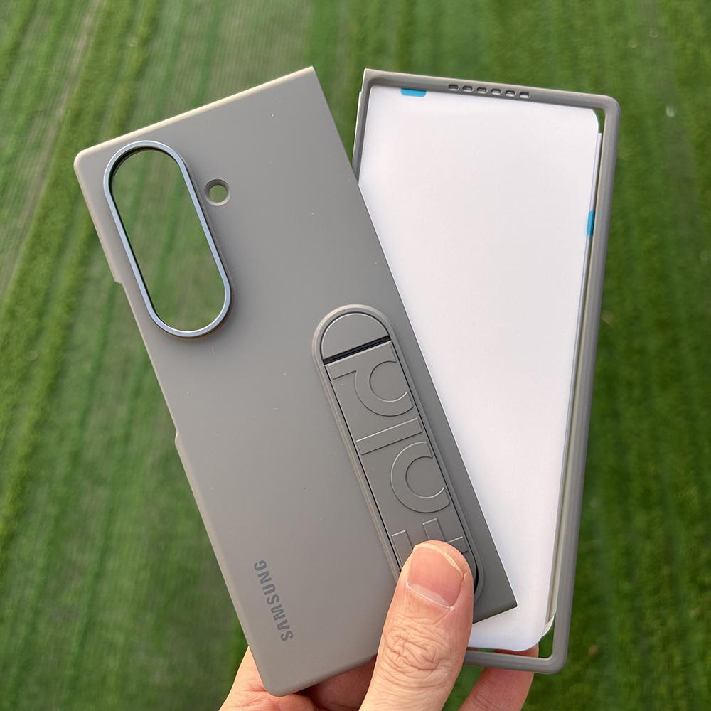Samsung Galaxy Z Fold 6 5G Silicone Case Luxury Standing Case Matte Fold Hard PC Cover Skin Feel Full Protective Back Shell For Z Fold6 5G