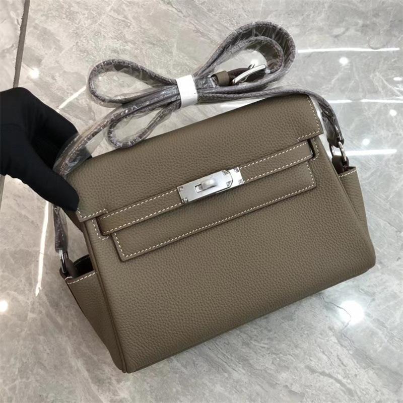 The first layer of cowhide TOGO cowhide KL bag women's versatile retro mailman bag spring senior feeling shoulder messenger bag
