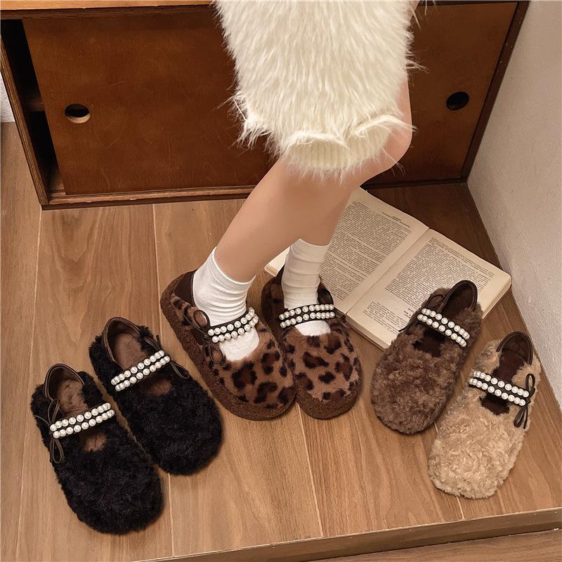 Korean version of leopard print cotton shoes, fluffy shoes for women in autumn and winter 2025, new models for outer wear, velvet to keep warm, a