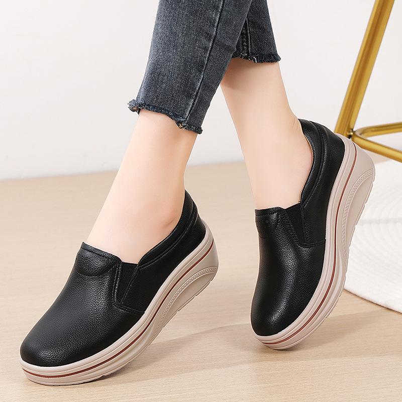 2026 new thick-soled muffin shoes casual women's single shoes elastic band rocking shoes wedge heel mother shoes