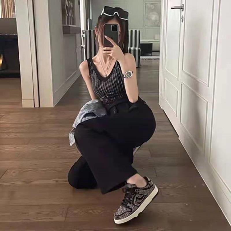 Sommer Neuer Stil Schöner Rücken Voller Sterne Eisseide Strickware Glitzer Neckholder Weste Top Weibliche Tide